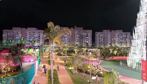 ”In the Heart of Park Shopping” - Image 3