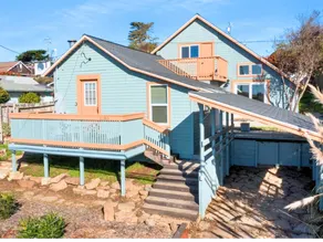 Harbor View Retreat/Hot Tub/ Fire Pit/Pet Friendly - Image 2