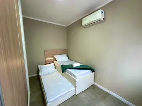 Central Executive Apartment – Wi-Fi & Garage - Image 3