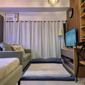 Cozy-Game room w/roofdeck access that sleeps 4 - Image 4