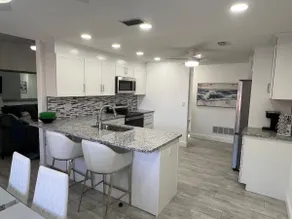 Newly remodeled! Near beach & Nascar - Image 2