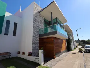 Casa Bosques - Residencial Bosques Uruapan - Image 3