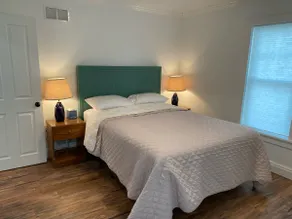 Ligonier Cozy and Comfortable In-town Location - Image 3
