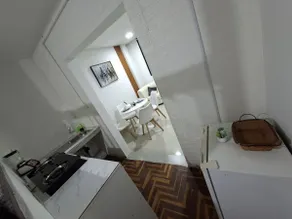 Comfortable and centrally-located mini apartment. - Image 4