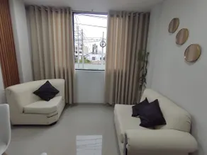 Comfortable and centrally-located mini apartment. - Image 2