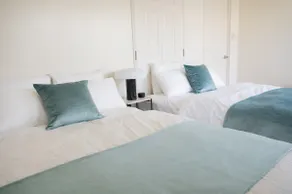 Quiet Family Stay｜Hotel-Like Comfort | 915 sq ft - Image 4