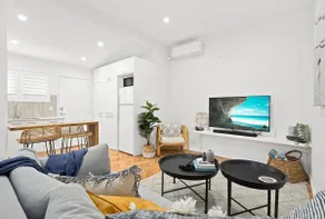 Beach Access | Pet Friendly | Free Parking | Quiet - Image 3