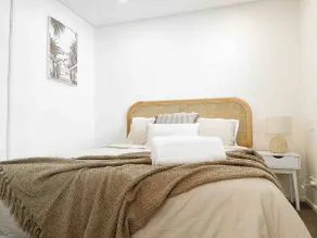Hear The Waves | 2BR Pet Friendly | 50m to Beach - Image 2