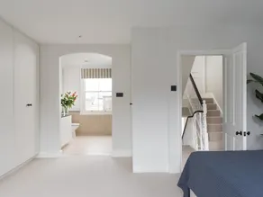 Luxury 5-Bedroom town house in Brook Green Central London - Image 2