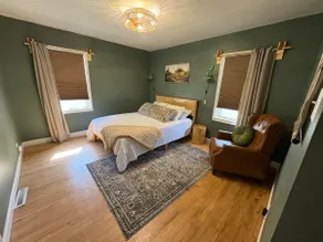 The Clover Cottage - Rolla's Irish Themed Place - Image 3