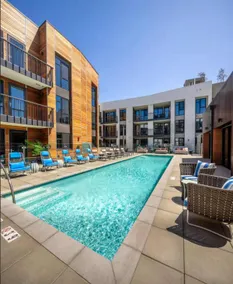 Santa Monica Place With Pool! - Image 2