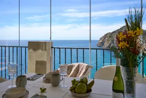 Luxury suite with terrace and Mediterranean views - Image 2