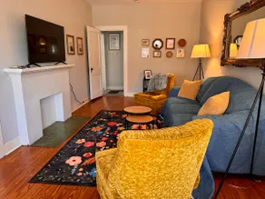 The Yellow Bungalow Selma- Historic Downtown - Image 3