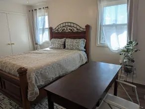 The 54th Street Bungalow - Image 5