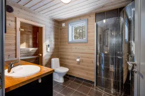The cabin on Lemonsjøen - Image 3