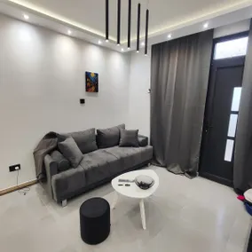 Zeus Apartment - Image 2