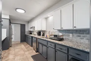 8BR Home | 7 mins SNU, Sleeps 14 - Image 4