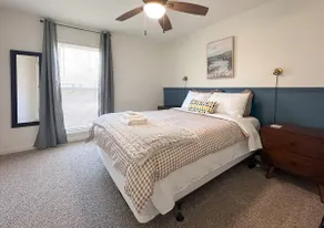 COZY Single story house-Fully Fenced-UNCSA - Image 3