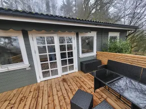Cozy wooden house on the edge of the forest - Image 2
