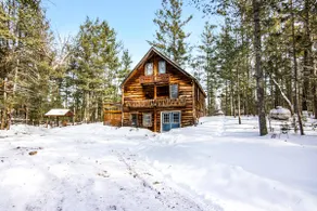 Comfy Cabin on Perè Marquette - Image 2