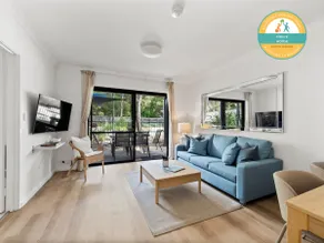 Moo's Hoose | Pool views | Margaret River - Image 2