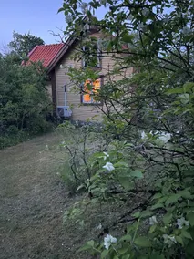Cottage near Kalmar with large yard - Image 2