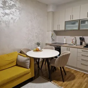 Stylish and cozy stay - Image 2