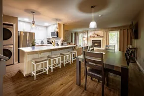 Pocono Mountains Hideaway - Image 2