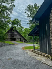 The Craft House - A Historical Log Cabin - Image 4