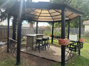 Spacious 3 bedrooms house/hottub/ gazebo/ Firepit - Image 4