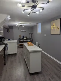 Luxury and Peace - Private Cozy Basement Apartment - Image 3