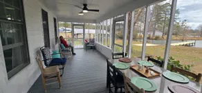Lakefront vacation….bam! - Image 5