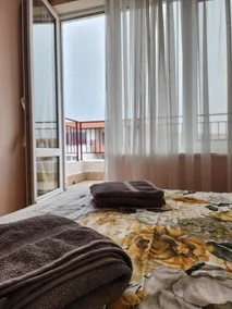 Stunning Beach View Apartment - Image 2