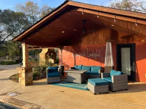 Lilly Fields Pool House! - Image 5