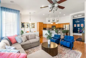 Sleeps 10 | Mins to DT Chandler/Gilbert | Pool - Image 3