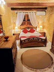 Mdina Gate Retreat - A charming house of character - Image 5