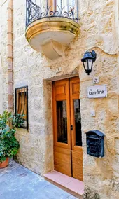 Mdina Gate Retreat - A charming house of character - Image 2