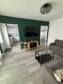 Modern 2 Bedrooms in the Heart of the City - Image 4