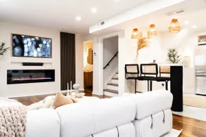 The Oasis Retreat in the Heart of New Hope - Image 4