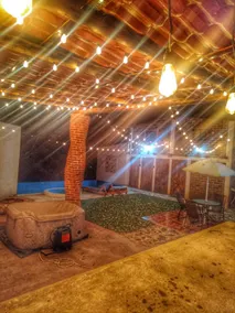 Cabin with fireplace and Jacuzzi - Image 2