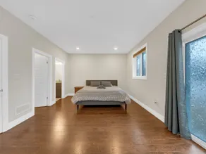 Luxurious Home Away from Home in Windsor! - Image 2