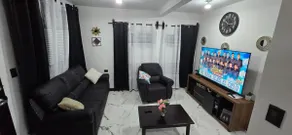 Modern White House - Image 3