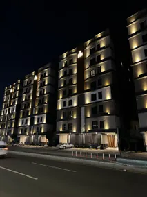 2BR Central Jeddah Home | Near Airport •Self-Entry - Image 5