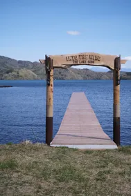 The Lake Side Inn - Image 5