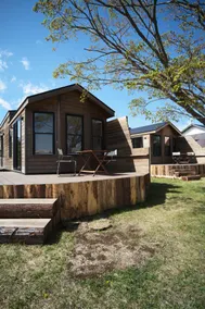The Lake Side Inn - Image 4