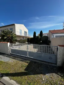 Villa & pool, quiet 300 m beach & town, 8 people - Image 4