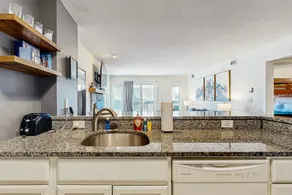 1BR Ski-in/out mountainside condo, views, wifi - Image 5