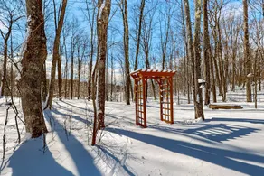 Cozy Outdoorsy Retreat Near Downtown & Lakes - Image 5