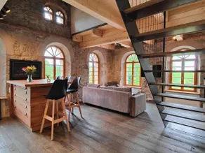 Bright loft flat with own sauna and two fireplaces - Image 3