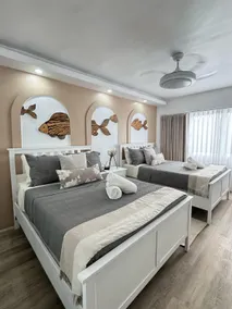 Luxury and Comfort Steps from the Beach - Image 5